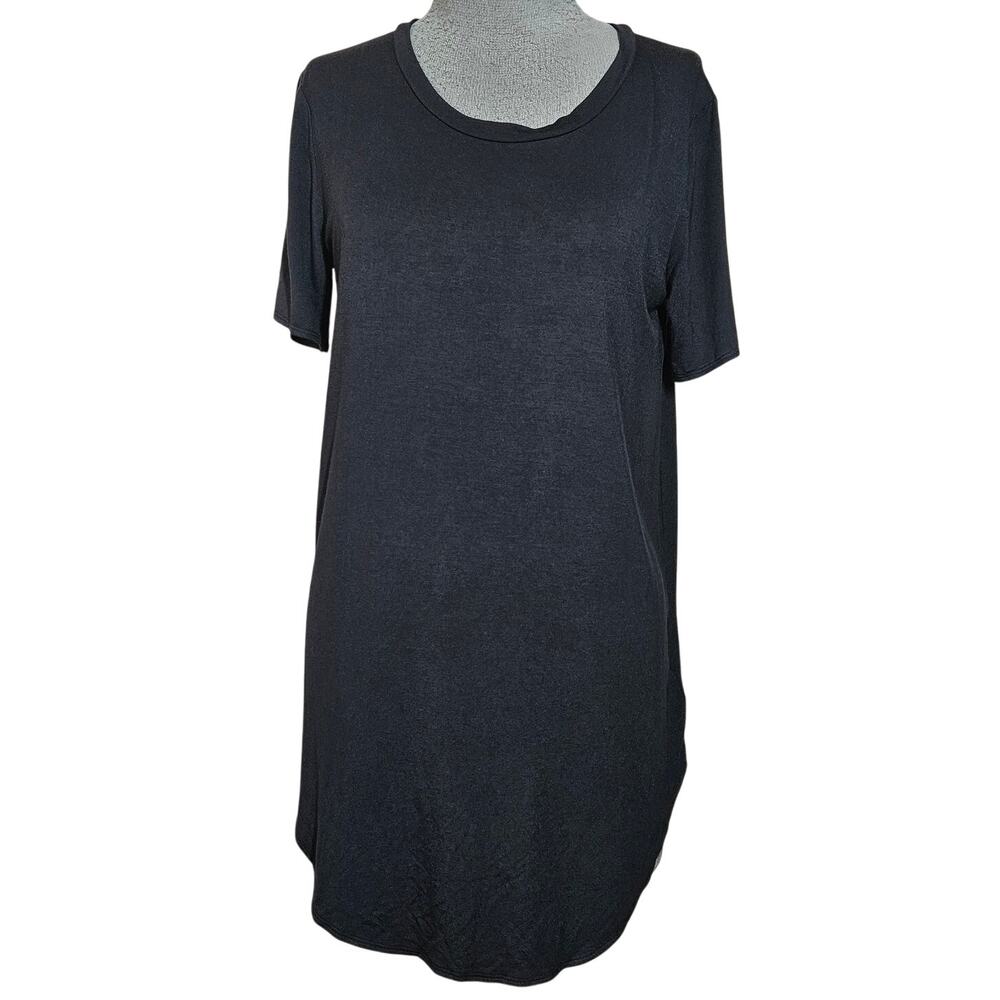 Black Short Sleeve Tunic Length Tee Size Medium